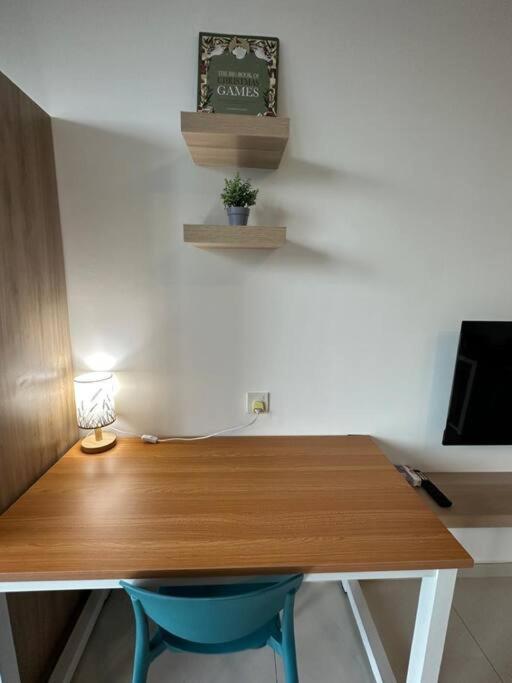 Park 1 Bedroom & *